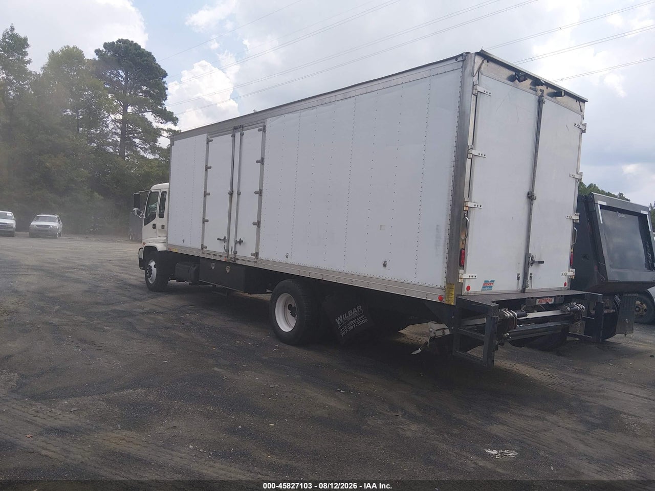 2002 ISUZU FTR · 3/4