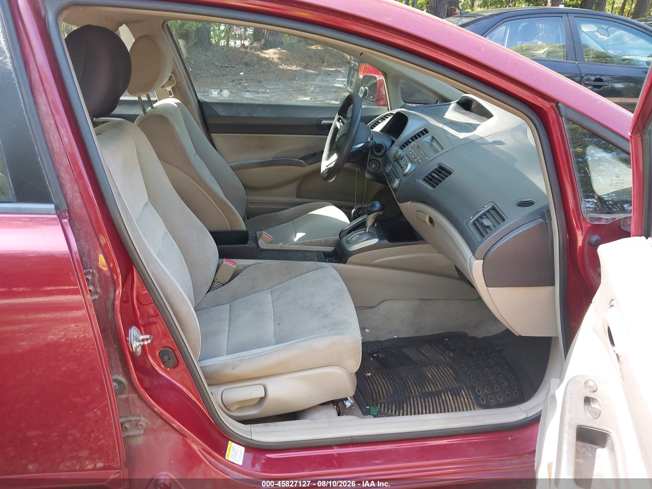 2011 HONDA CIVIC LX · 5/11