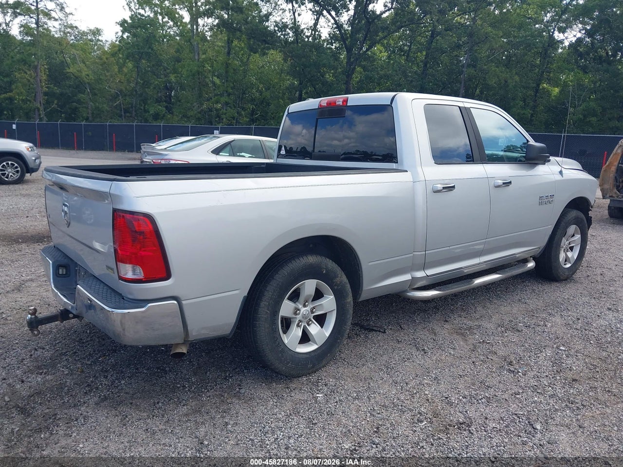 2013 RAM 1500 SLT · 4/10