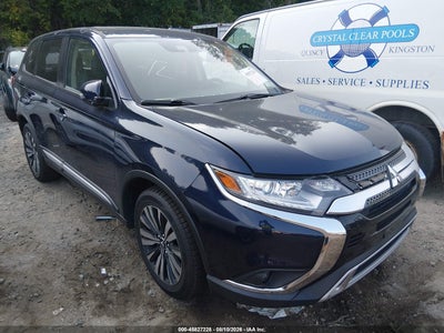 JA4AZ3A3XLZ****** · 2020 MITSUBISHI OUTLANDER SE 2.4 S-AWC