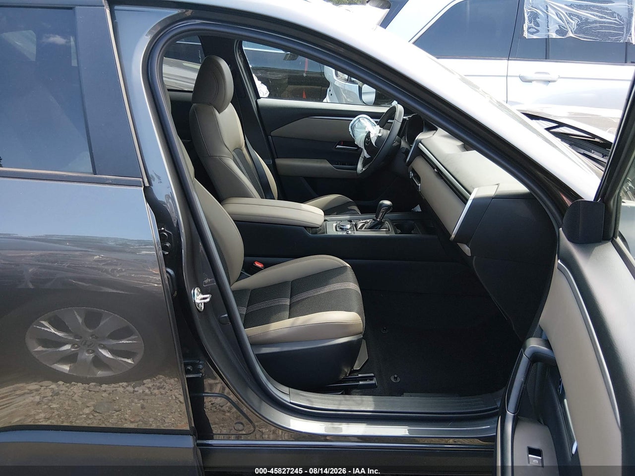 2025 MAZDA CX-50 2.5 S PREFERRED PACKAGE · 5/11