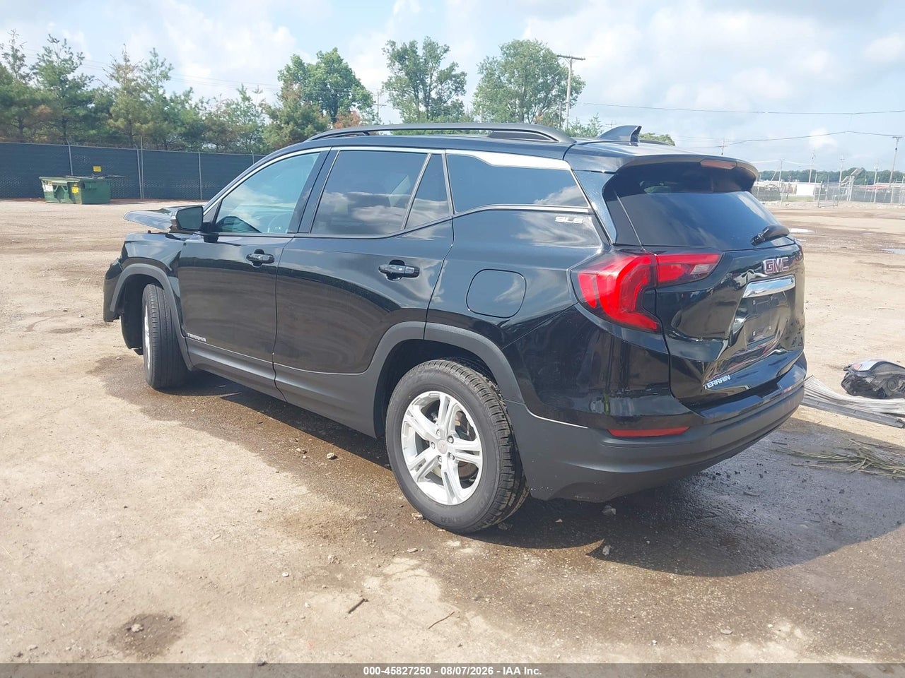 2020 GMC TERRAIN FWD SLE · 3/11