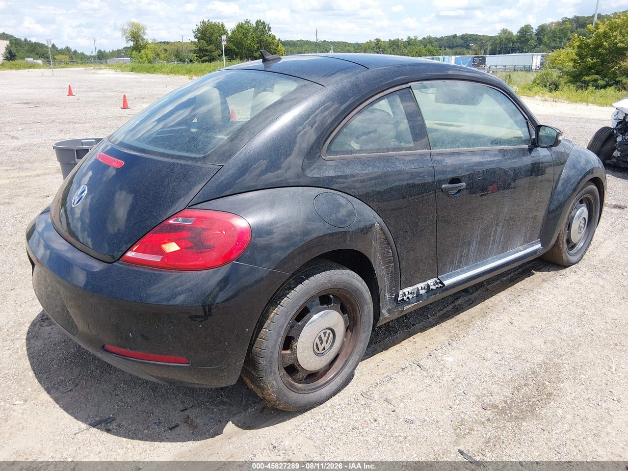 2014 VOLKSWAGEN BEETLE 1.8T · 4/11