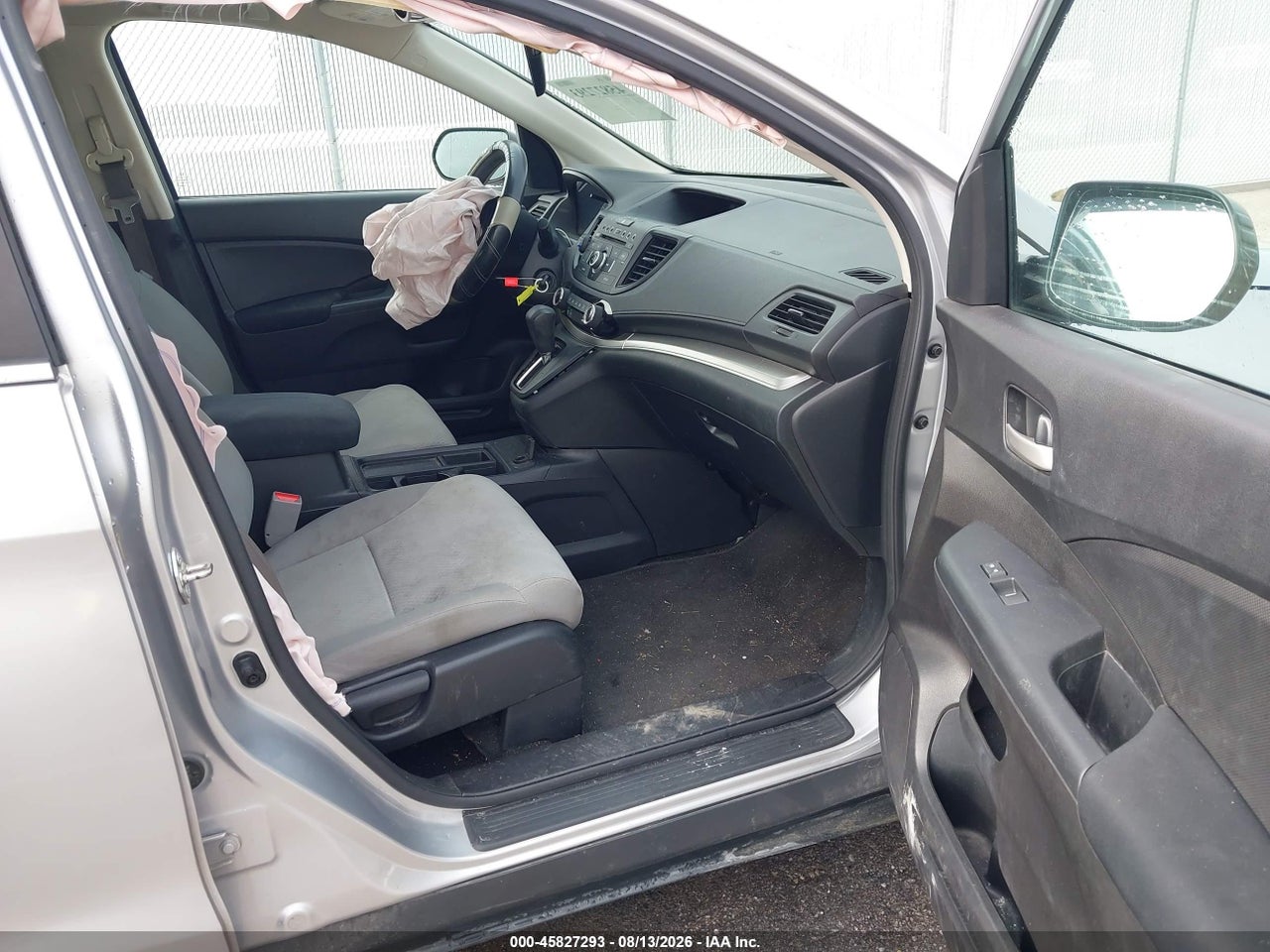 5J6RM4H40GL****** · 2016 HONDA CR-V SE · 5/11