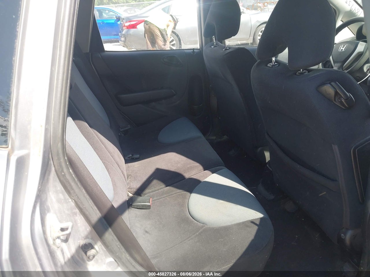 JHMGD37458S****** · 2008 HONDA FIT   · 8/11