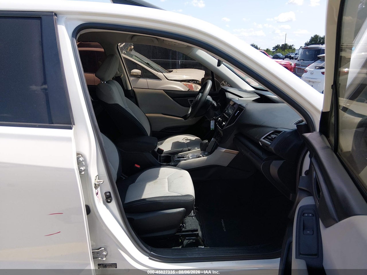 2019 SUBARU FORESTER · 5/11