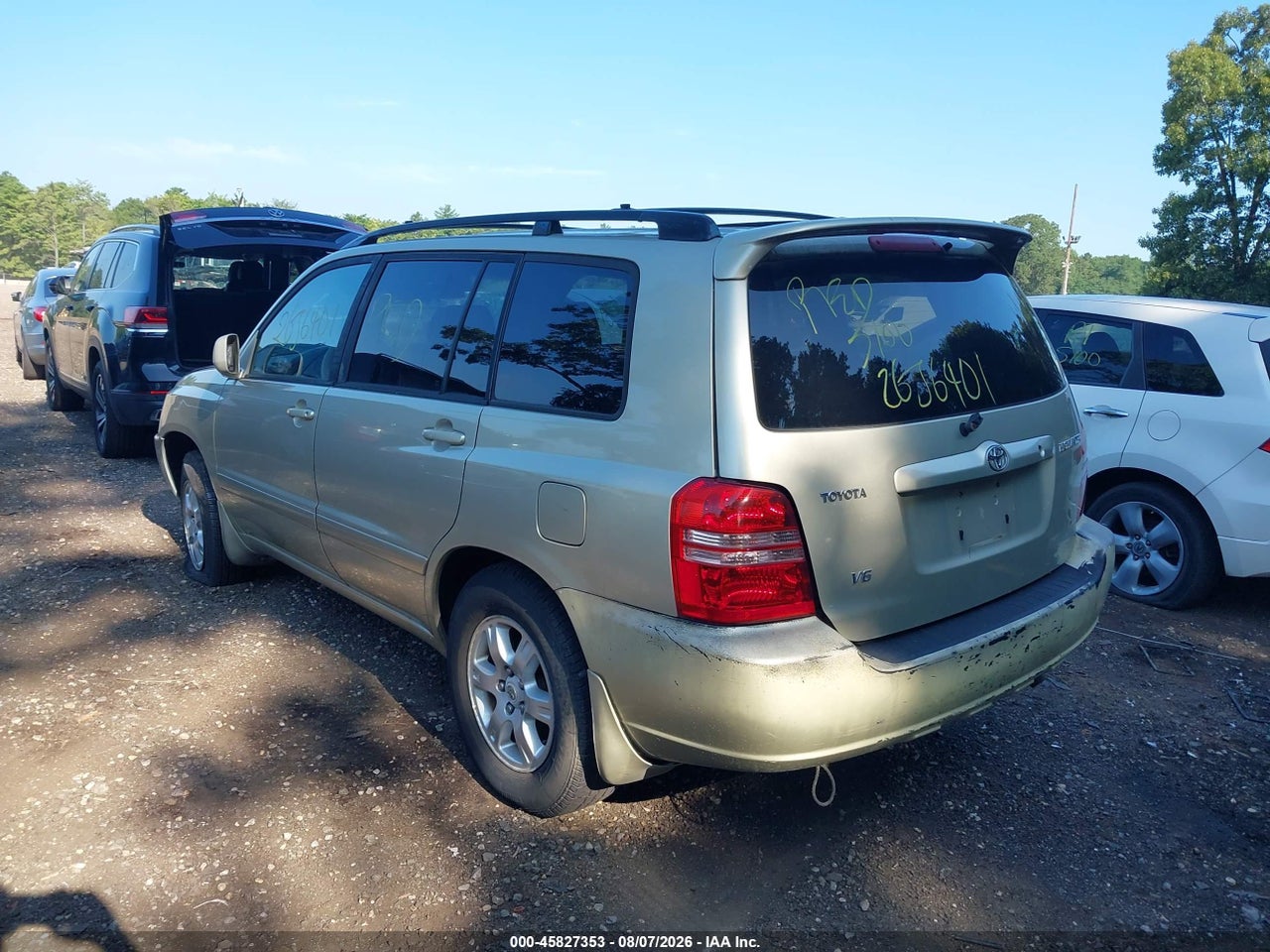 2003 TOYOTA HIGHLANDER V6 · 3/10