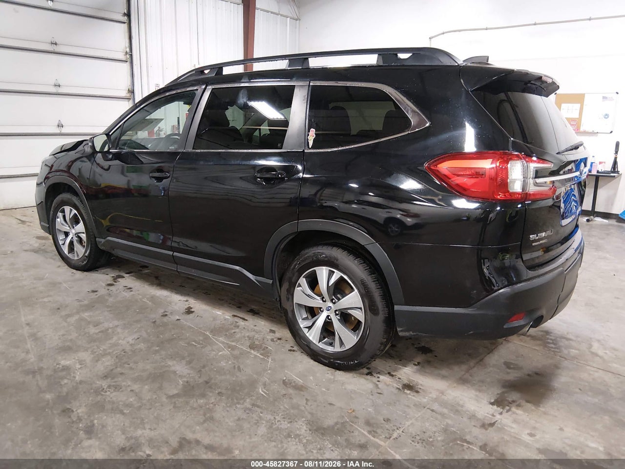 2023 SUBARU ASCENT PREMIUM 8-PASSENGER · 3/11