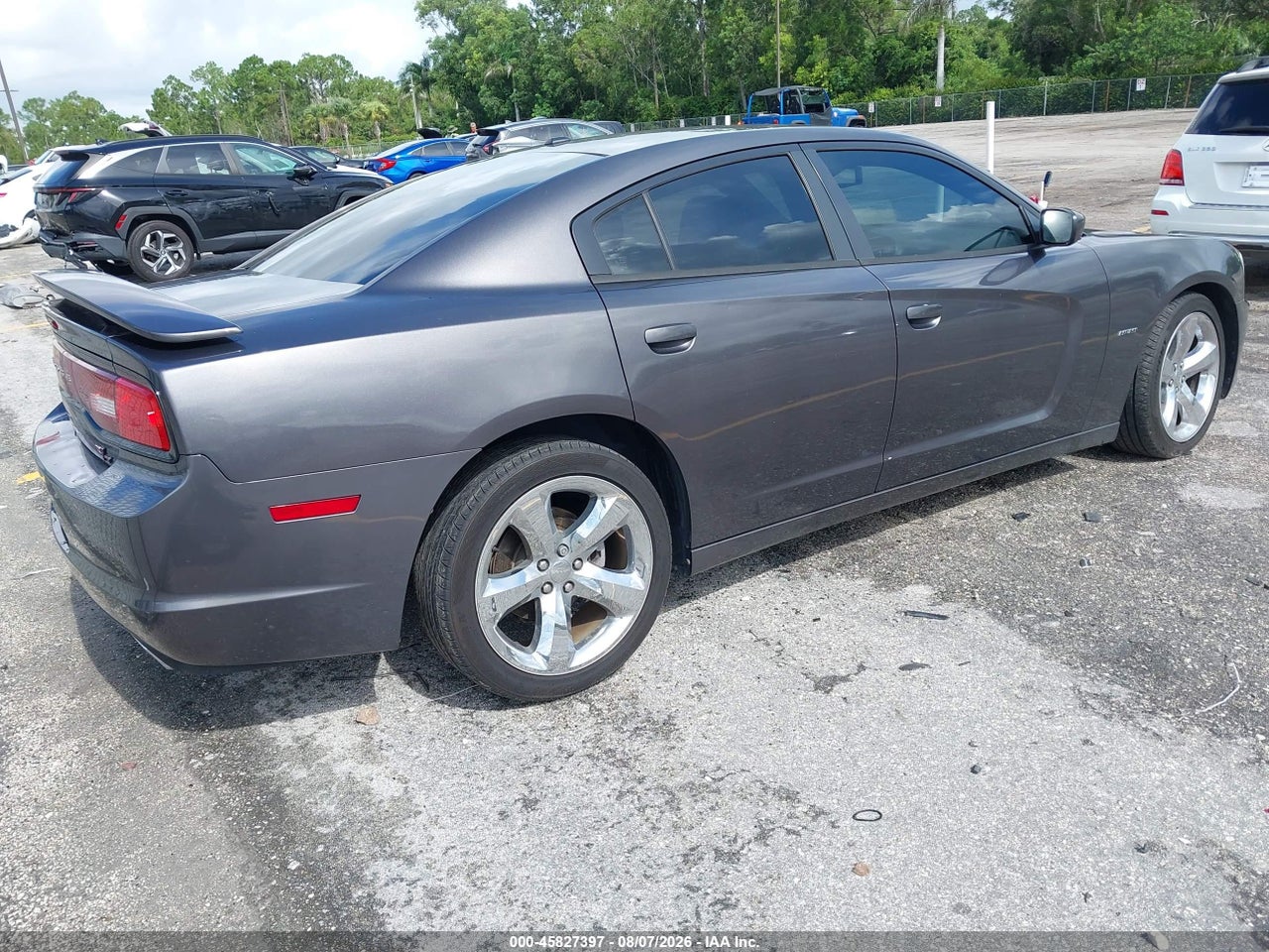 2013 DODGE CHARGER ROAD/TRACK · 4/11