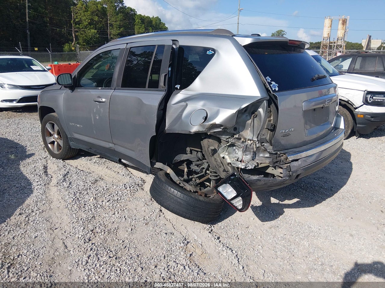 2017 JEEP COMPASS HIGH ALTITUDE · 3/11