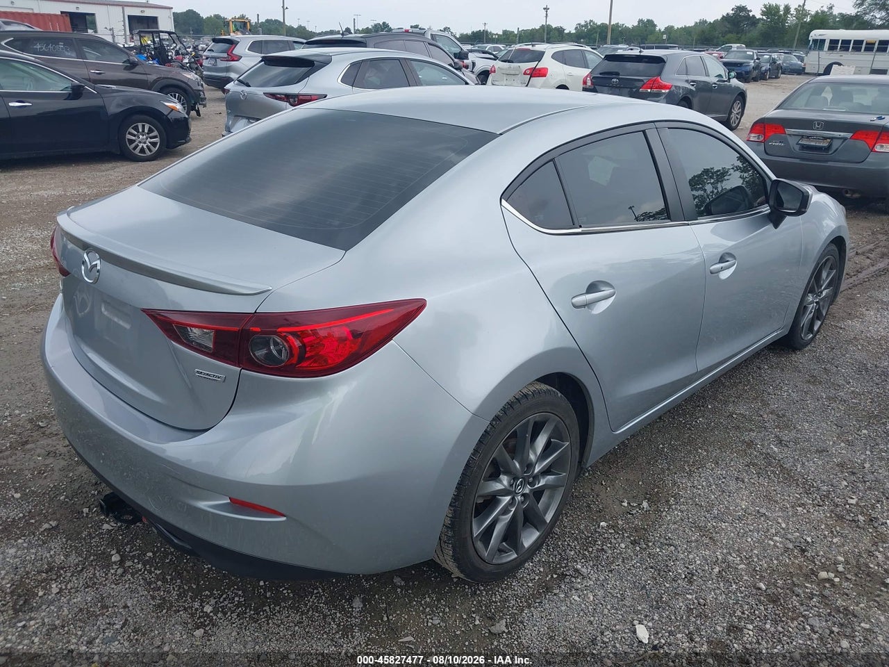 2018 MAZDA MAZDA3 TOURING · 4/11