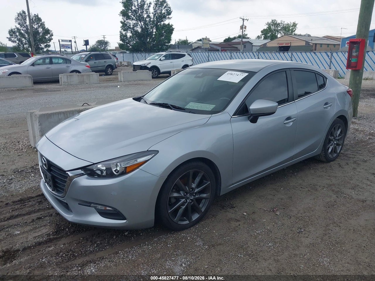 2018 MAZDA MAZDA3 TOURING · 2/11