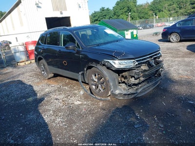 3VV2B7AX7NM****** · 2022 VOLKSWAGEN TIGUAN 2.0T SE