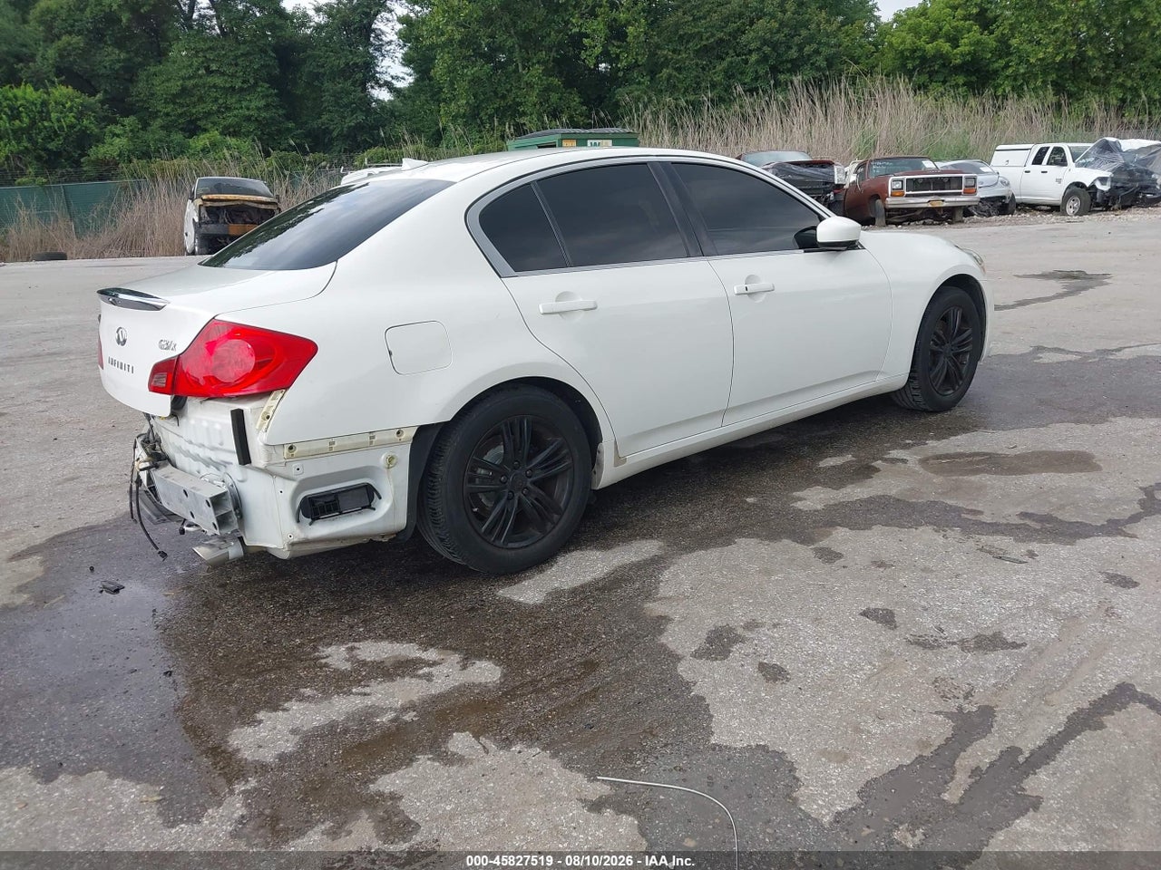 2013 INFINITI G37X · 4/11