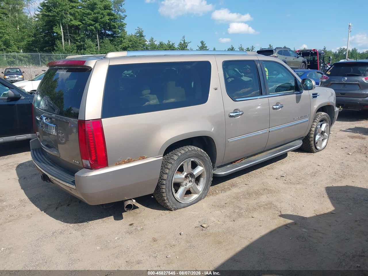 2007 CADILLAC ESCALADE ESV STANDARD · 4/11