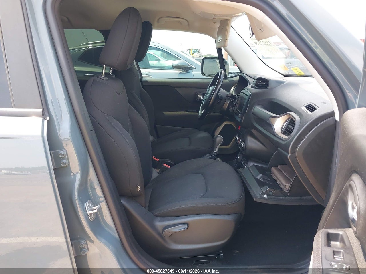2017 JEEP RENEGADE LATITUDE · 5/11