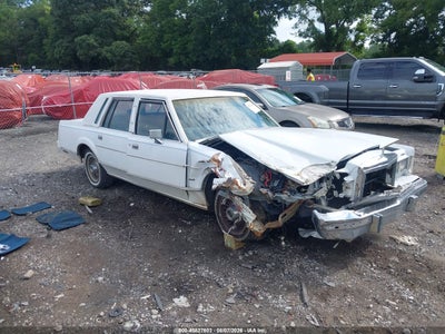 1LNBP96F4Y****** · 1985 LINCOLN TOWN CAR