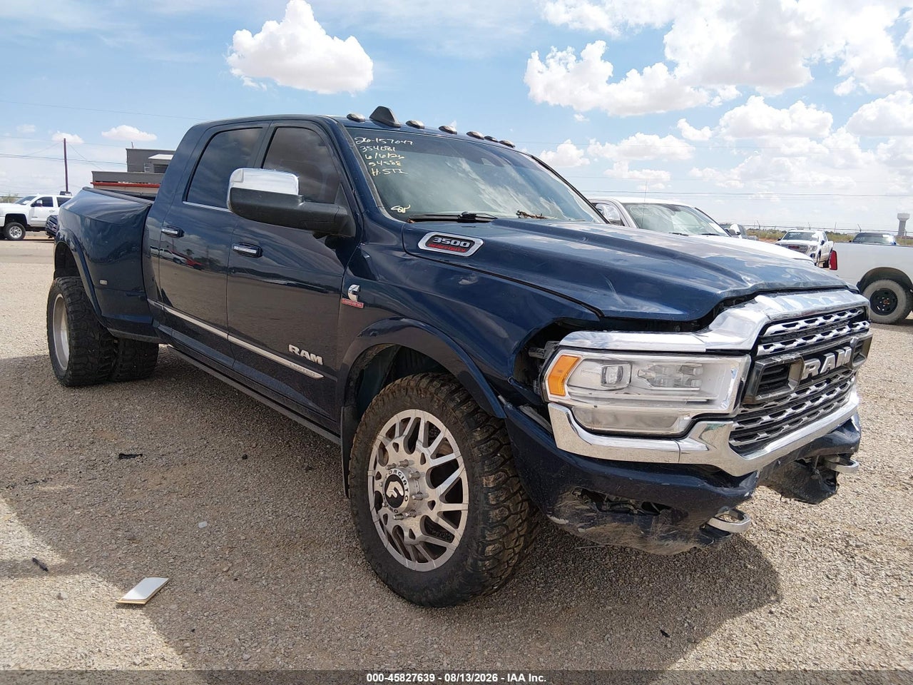 3C63RRPL2KG****** · 2019 RAM 3500 LIMITED  4X4 6'4 BOX
