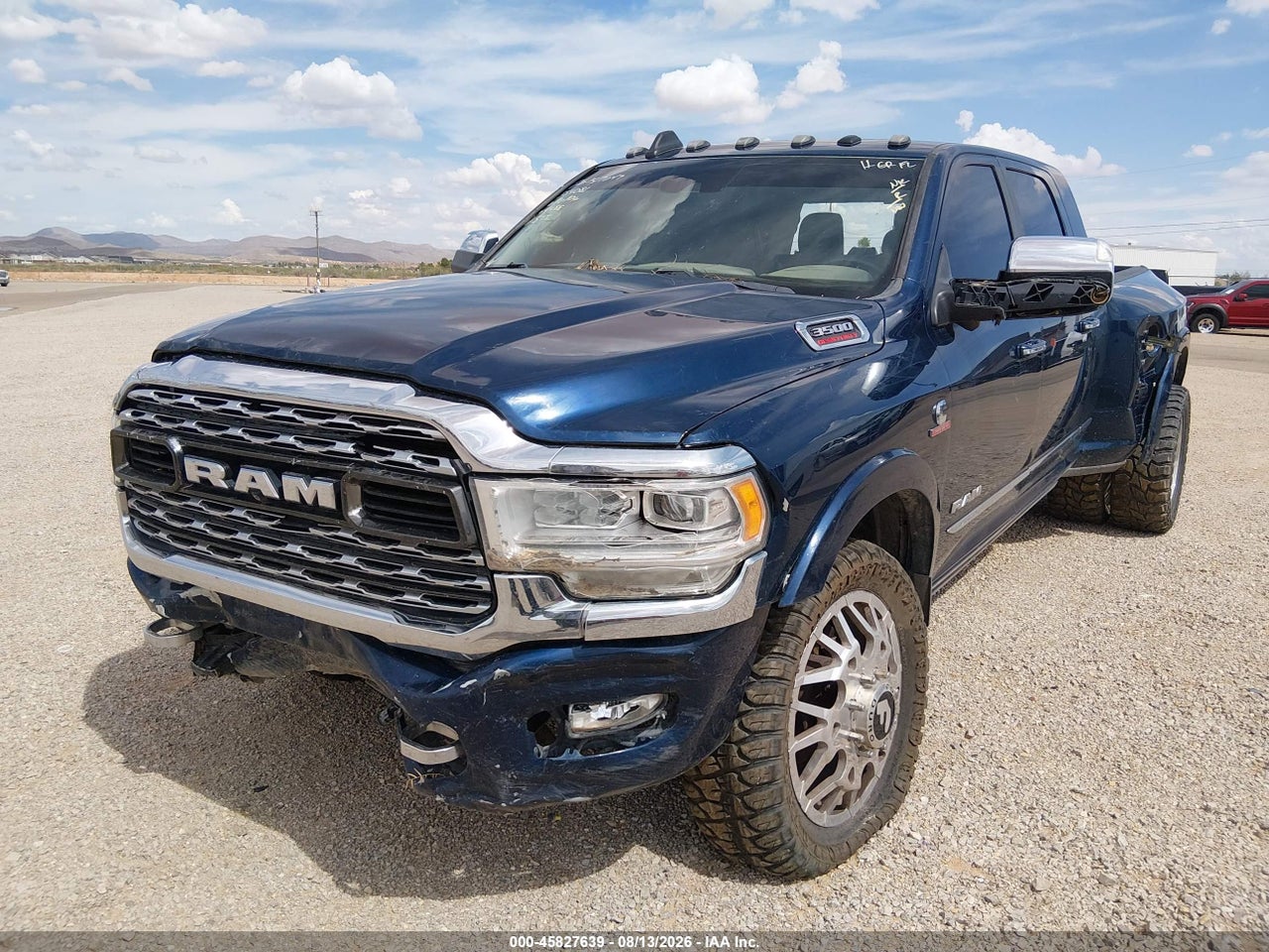 2019 RAM 3500 LIMITED  4X4 6'4 BOX · 2/11