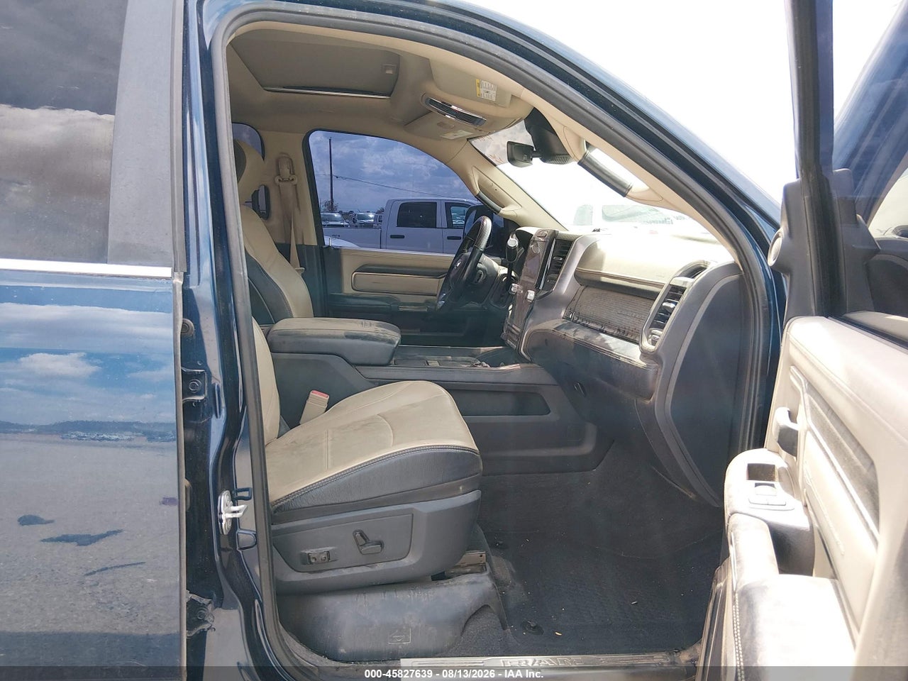 2019 RAM 3500 LIMITED  4X4 6'4 BOX · 5/11