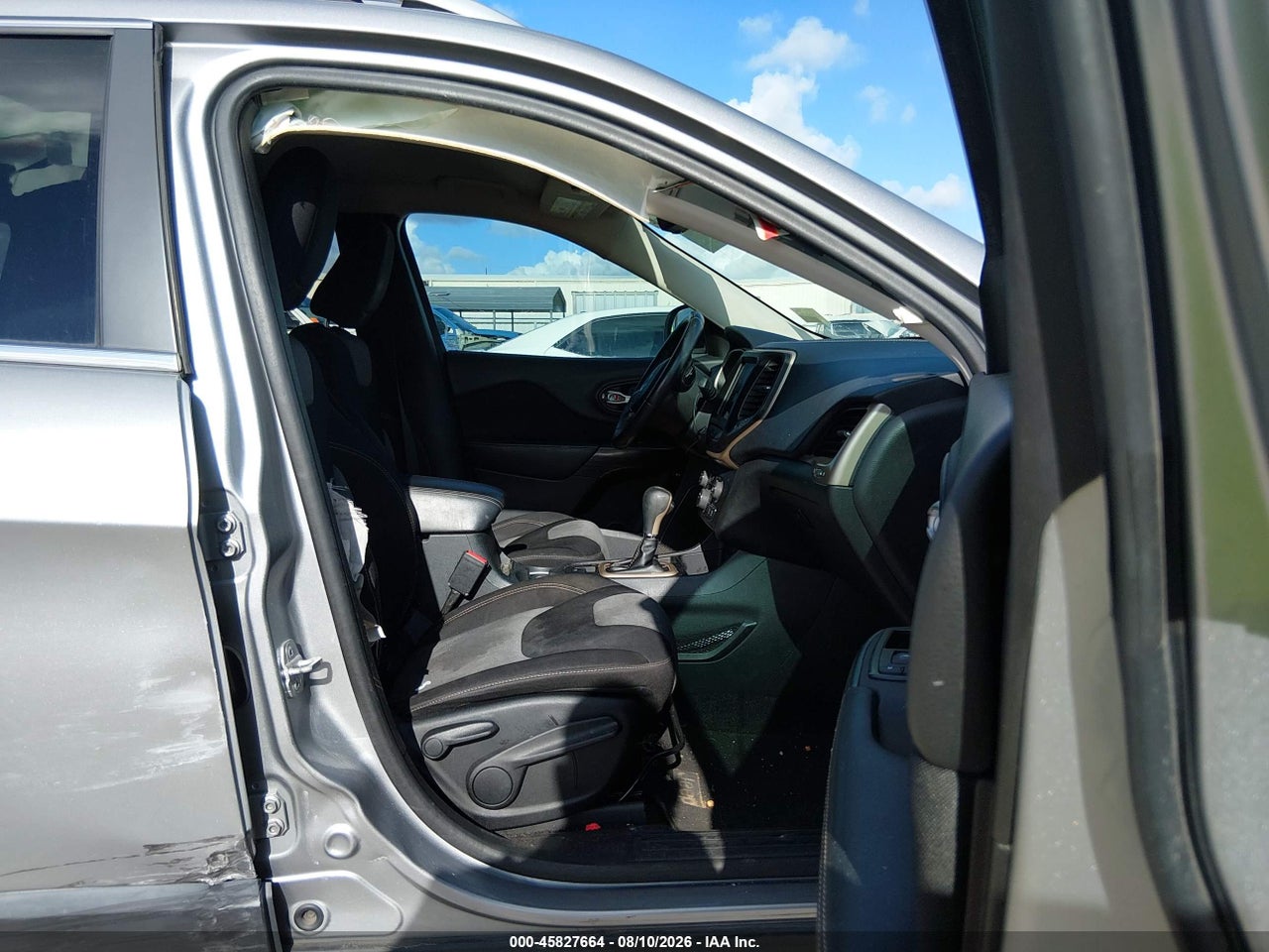 2014 JEEP CHEROKEE LATITUDE · 5/11