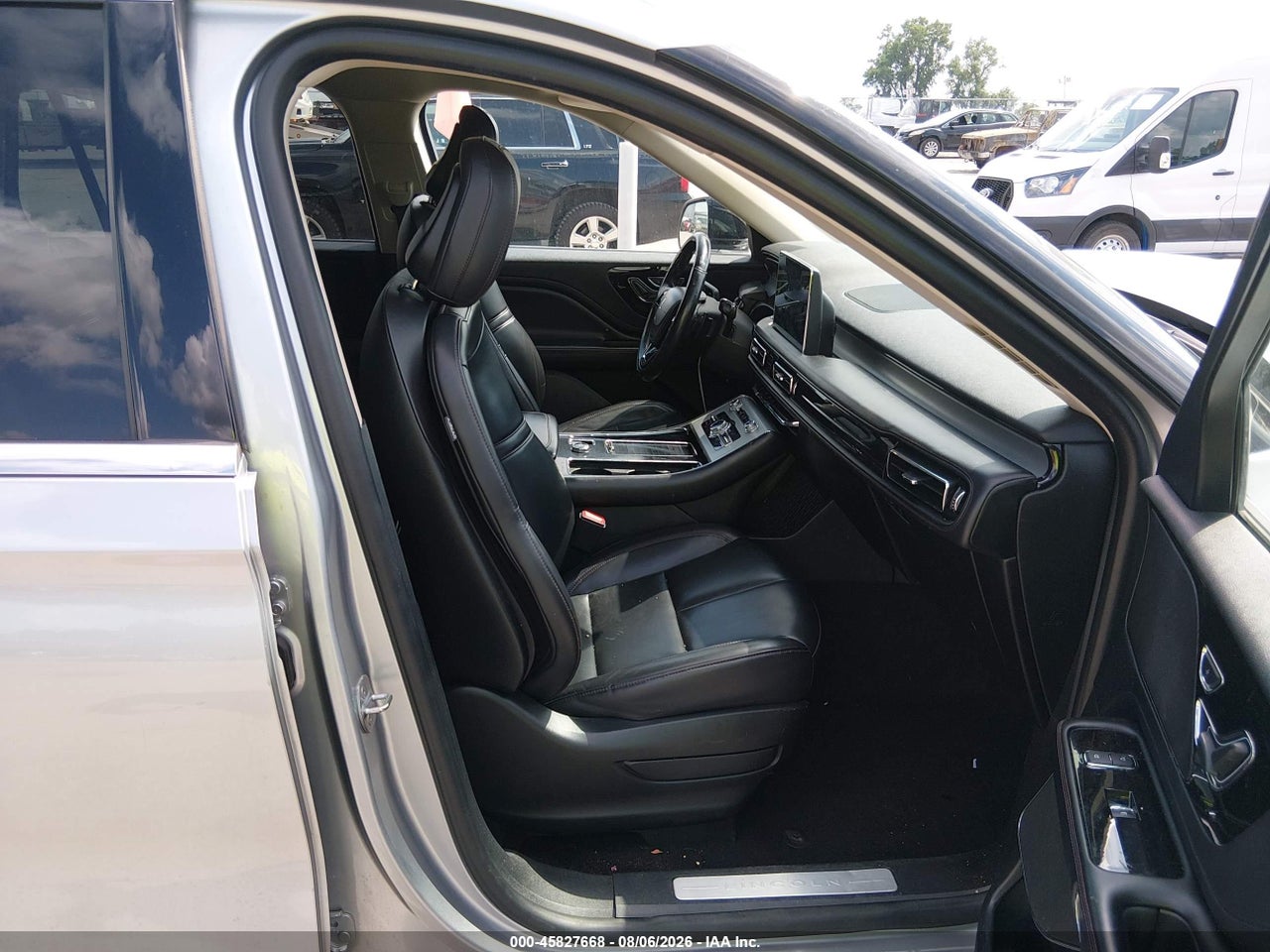 2020 LINCOLN AVIATOR STANDARD · 5/11