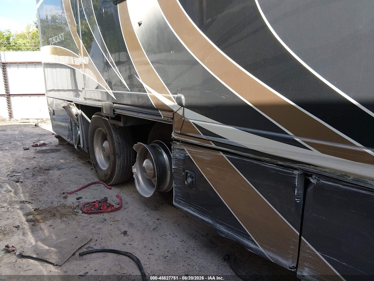 2015 FREIGHTLINER CHASSIS XC · 6/11