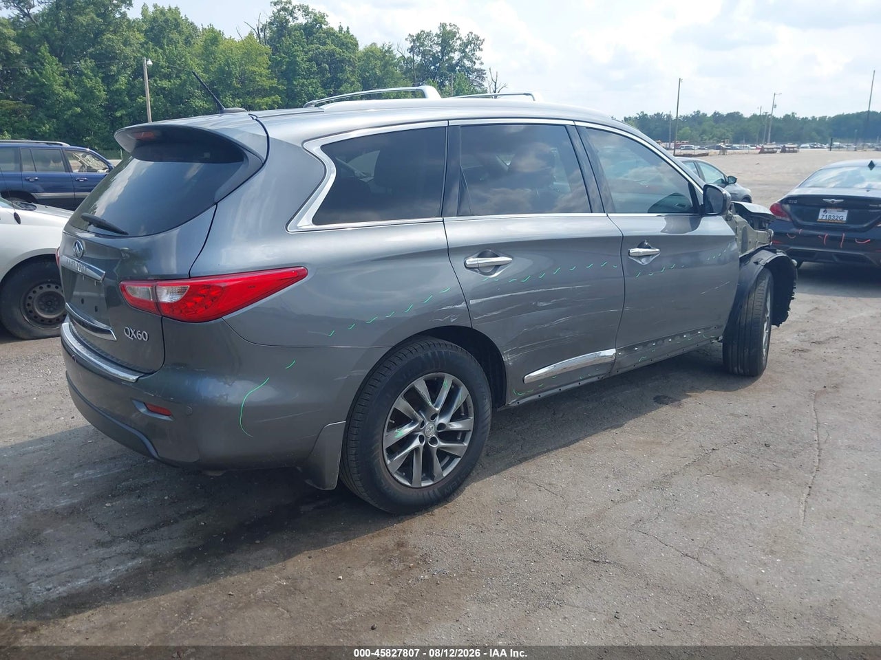 2015 INFINITI QX60 · 4/11