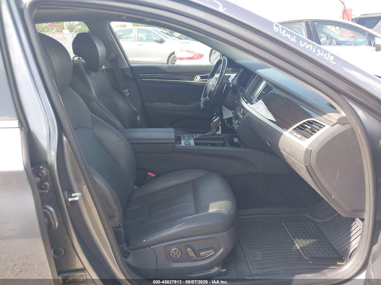 2015 HYUNDAI GENESIS 3.8 · 5/11