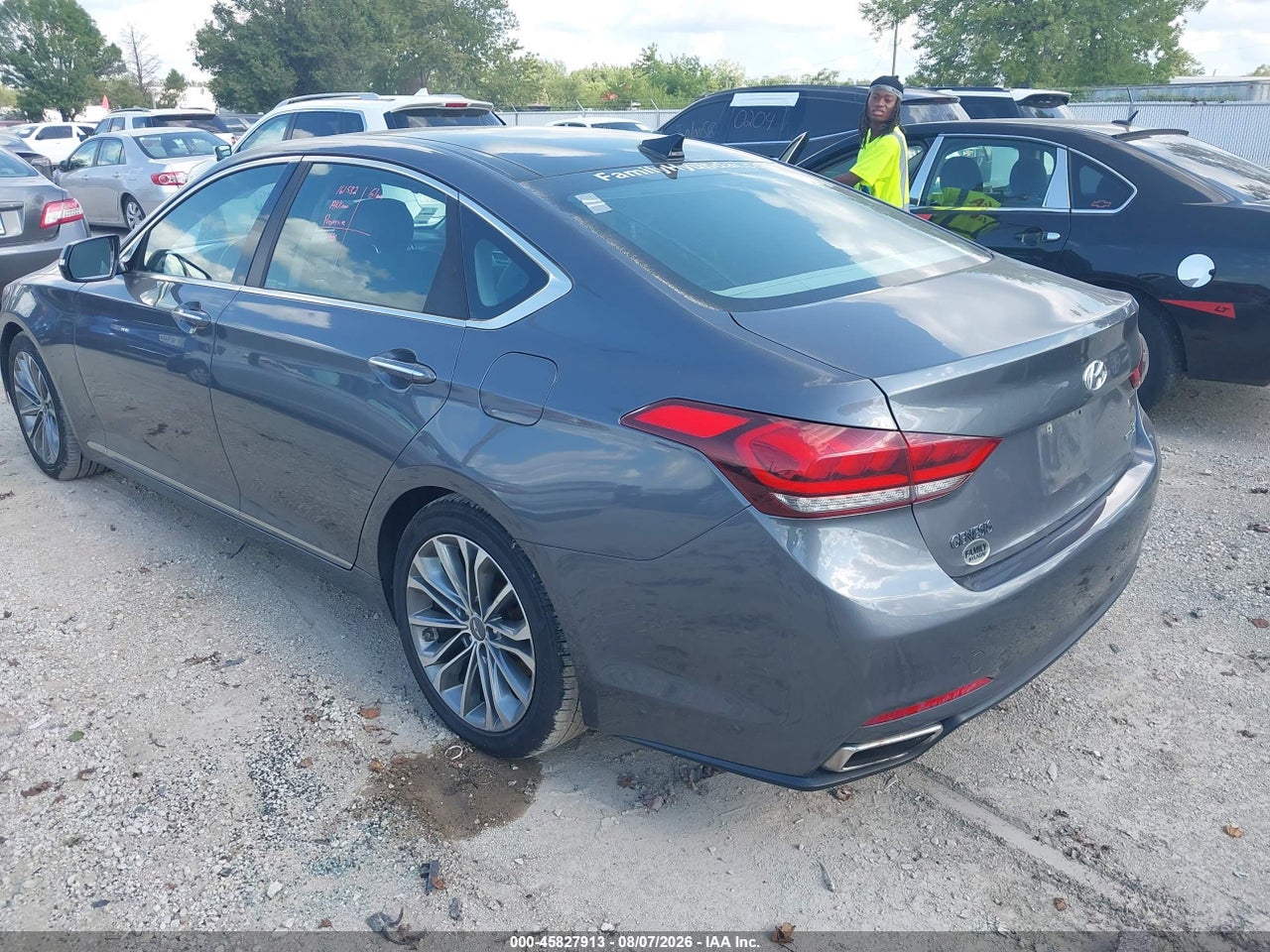 2015 HYUNDAI GENESIS 3.8 · 3/11