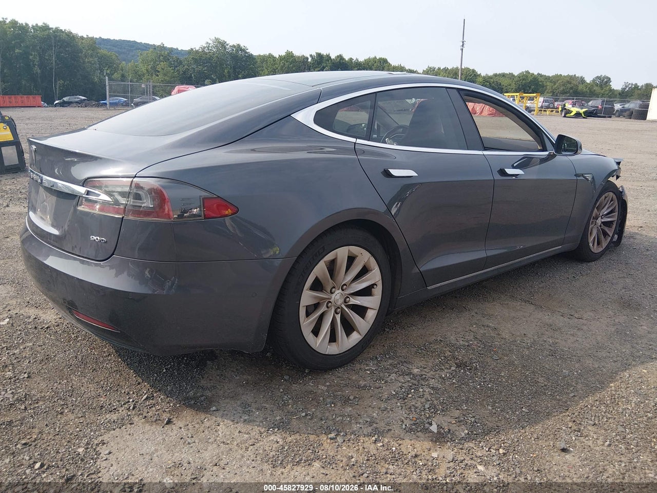 2016 TESLA MODEL S · 4/11