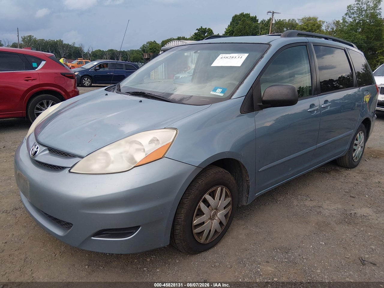 2008 TOYOTA SIENNA LE · 2/11