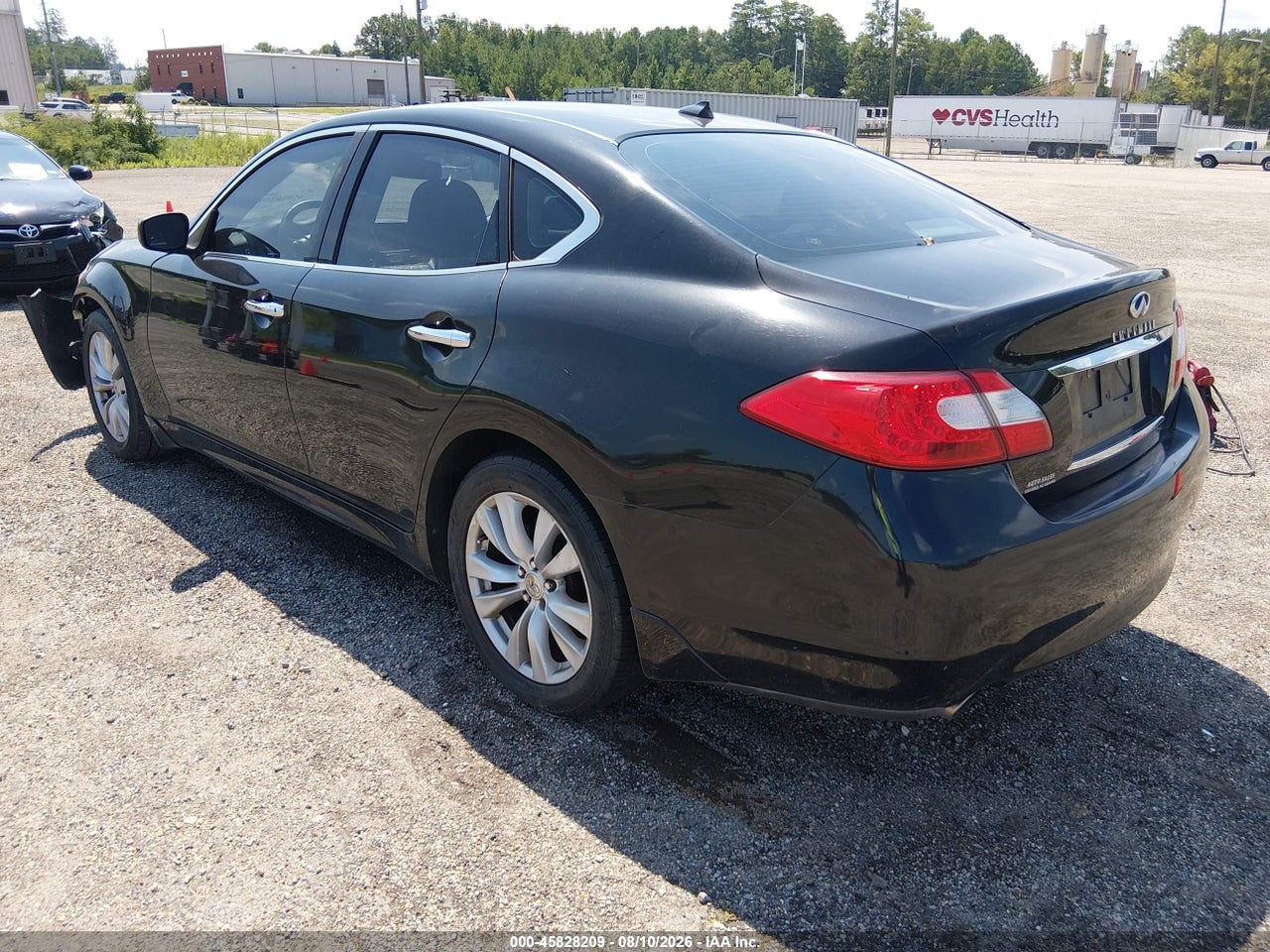 2011 INFINITI M37 · 3/11