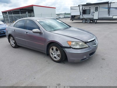 JH4KB16555C****** · 2005 ACURA RL 3.5