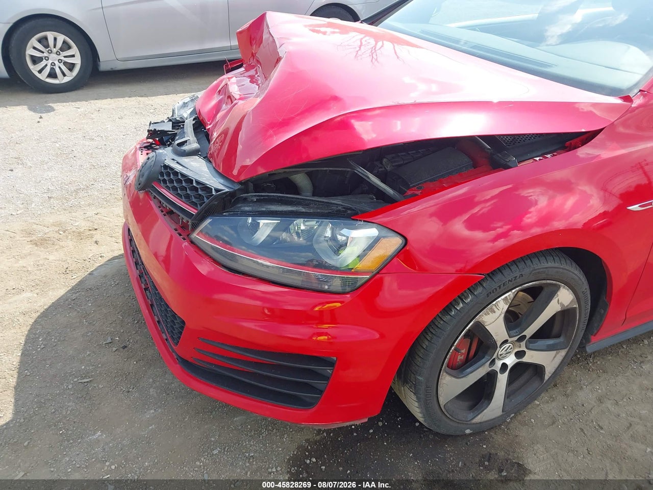 2017 VOLKSWAGEN GOLF GTI AUTOBAHN 4-DOOR/S 4-DOOR/SE 4-DOOR/SPORT 4-DOOR · 6/11