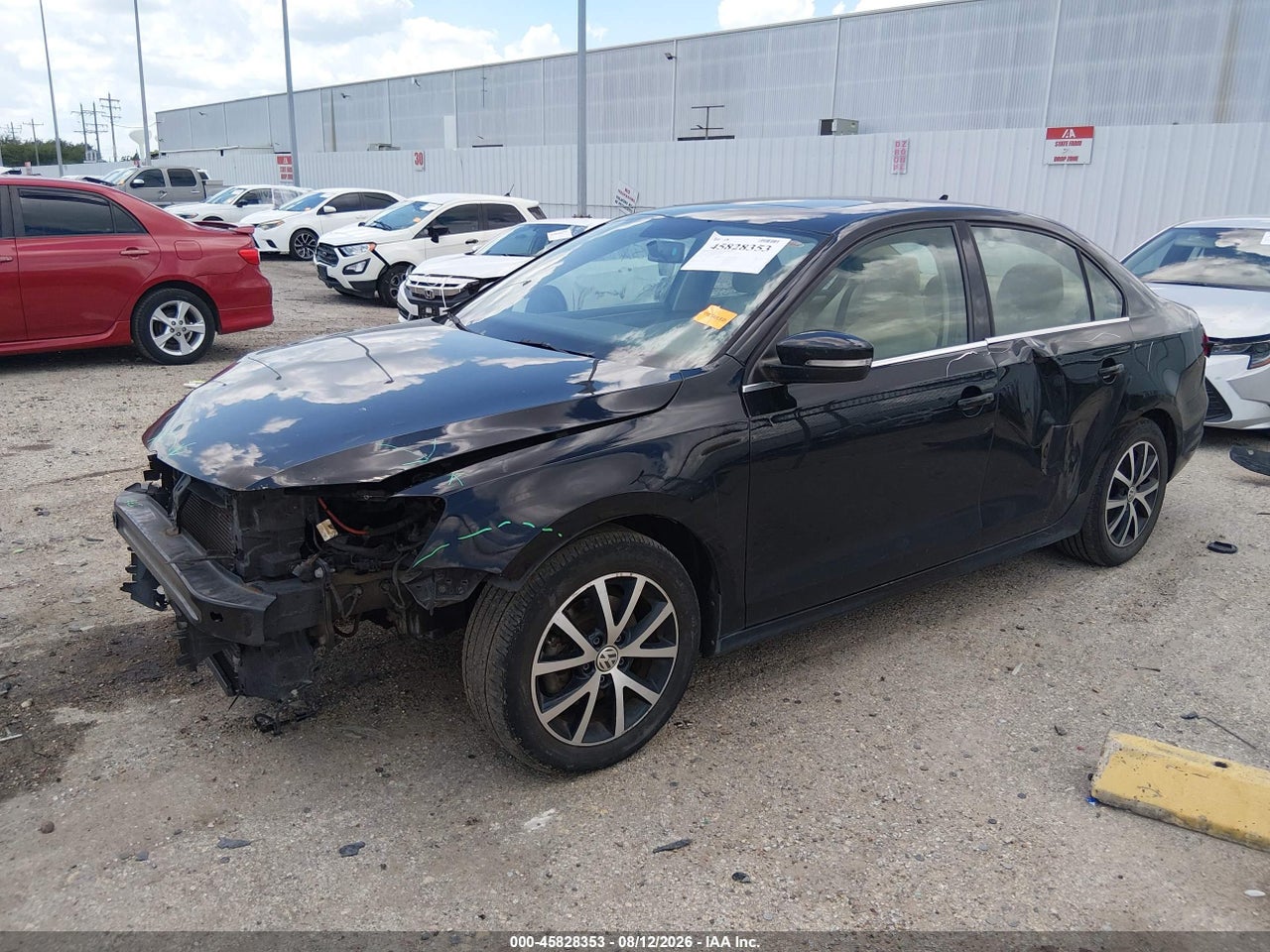 2017 VOLKSWAGEN JETTA 1.4T SE · 2/11
