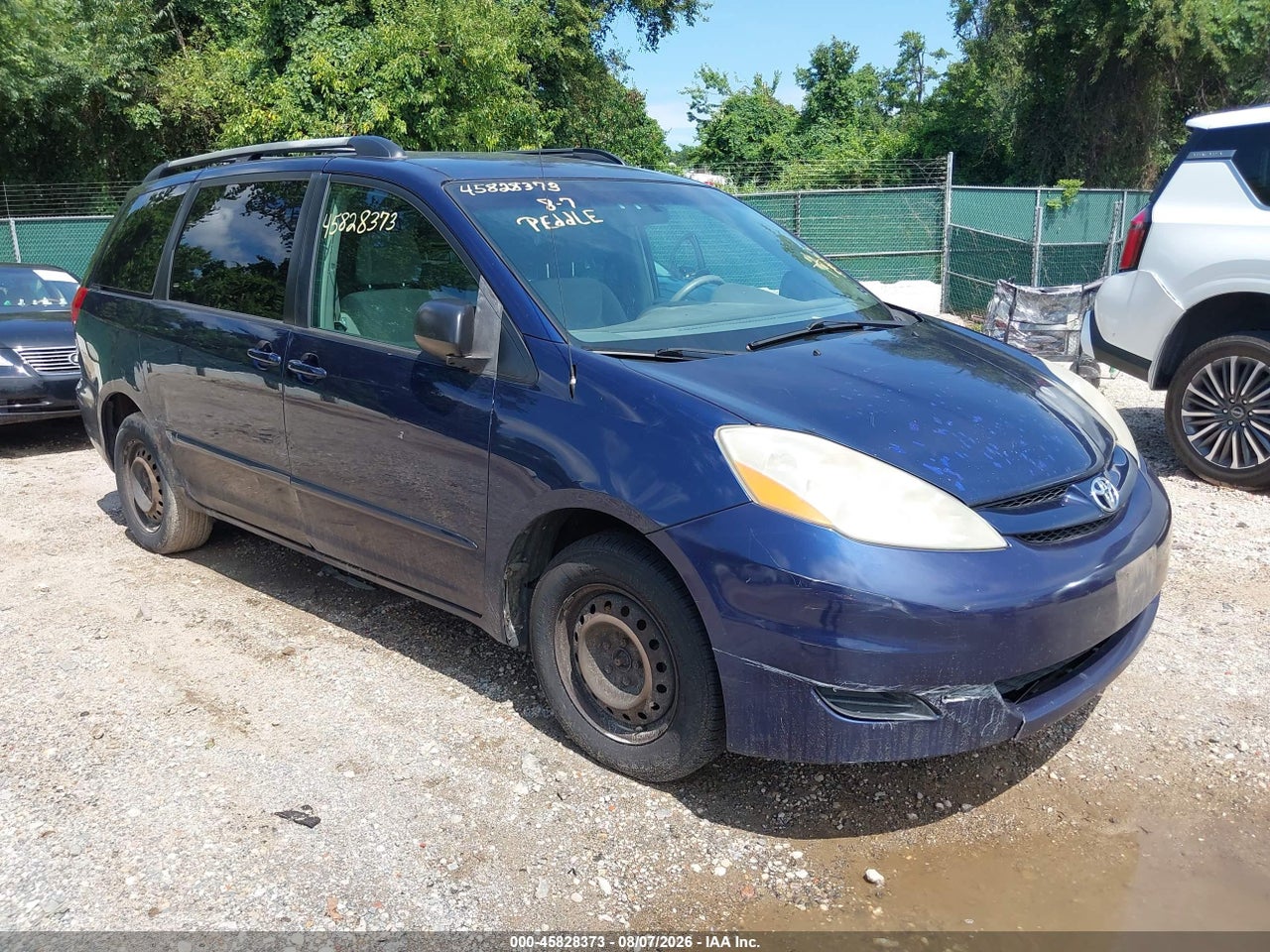 5TDZK23C87S****** · 2007 TOYOTA SIENNA LE