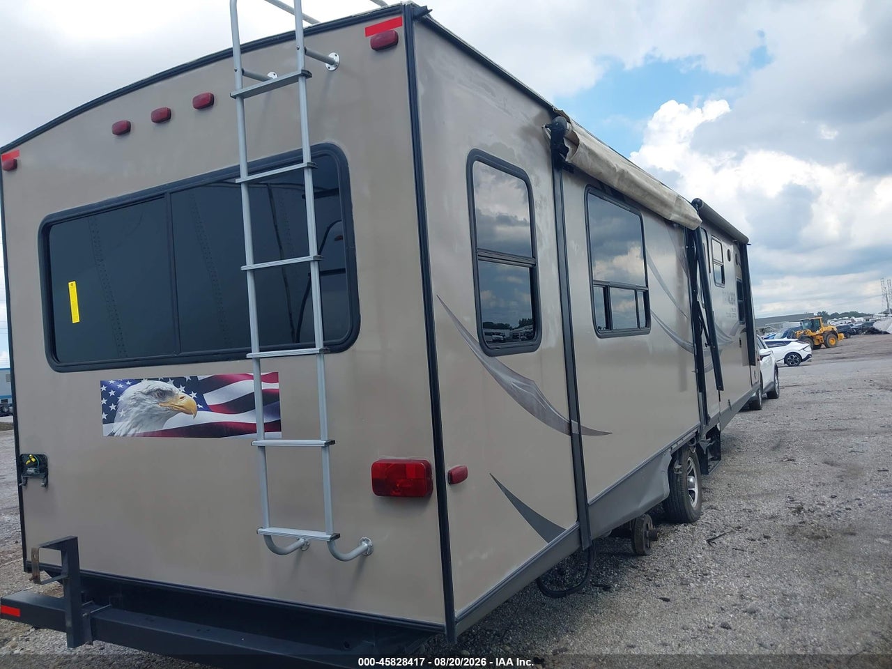 5ZT2TRWB1EB****** · 2014 FOREST RIVER TRACER · 4/10