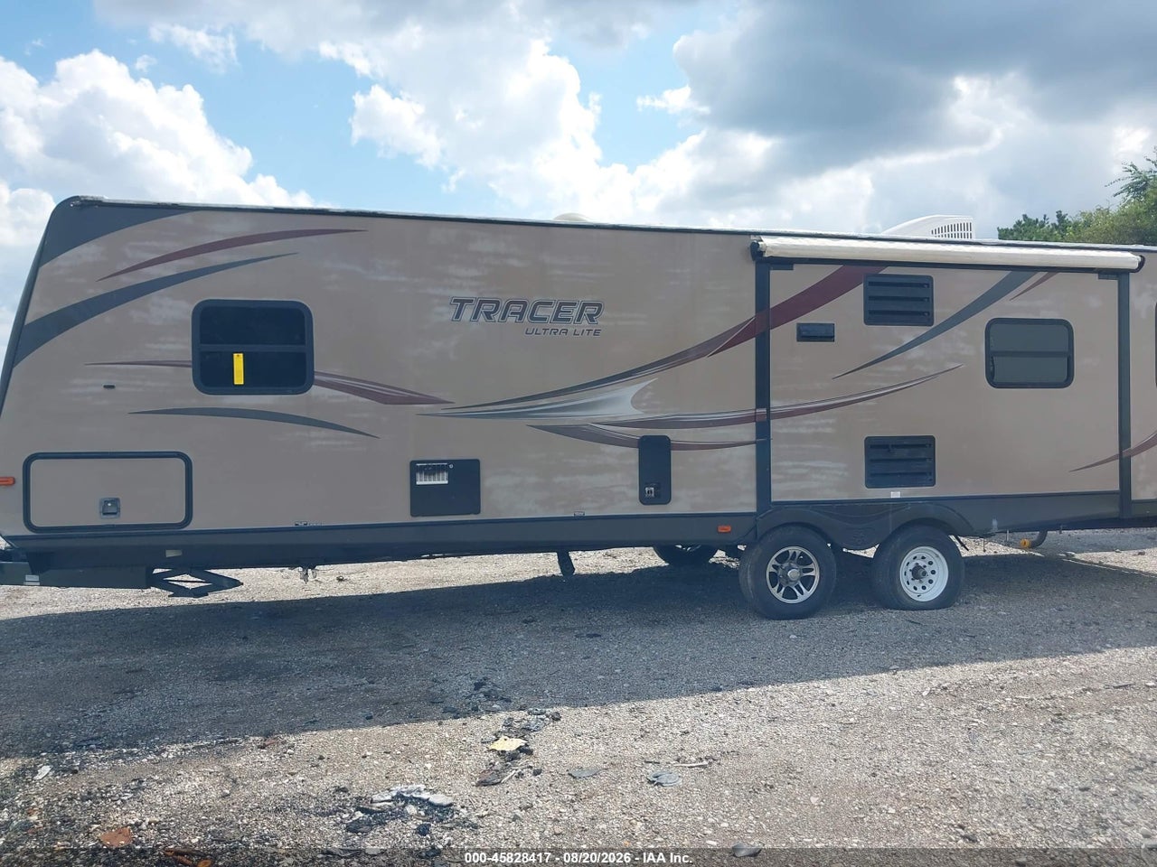 5ZT2TRWB1EB****** · 2014 FOREST RIVER TRACER · 8/10