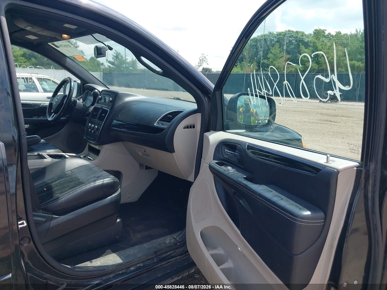 2017 DODGE GRAND CARAVAN SXT · 5/11
