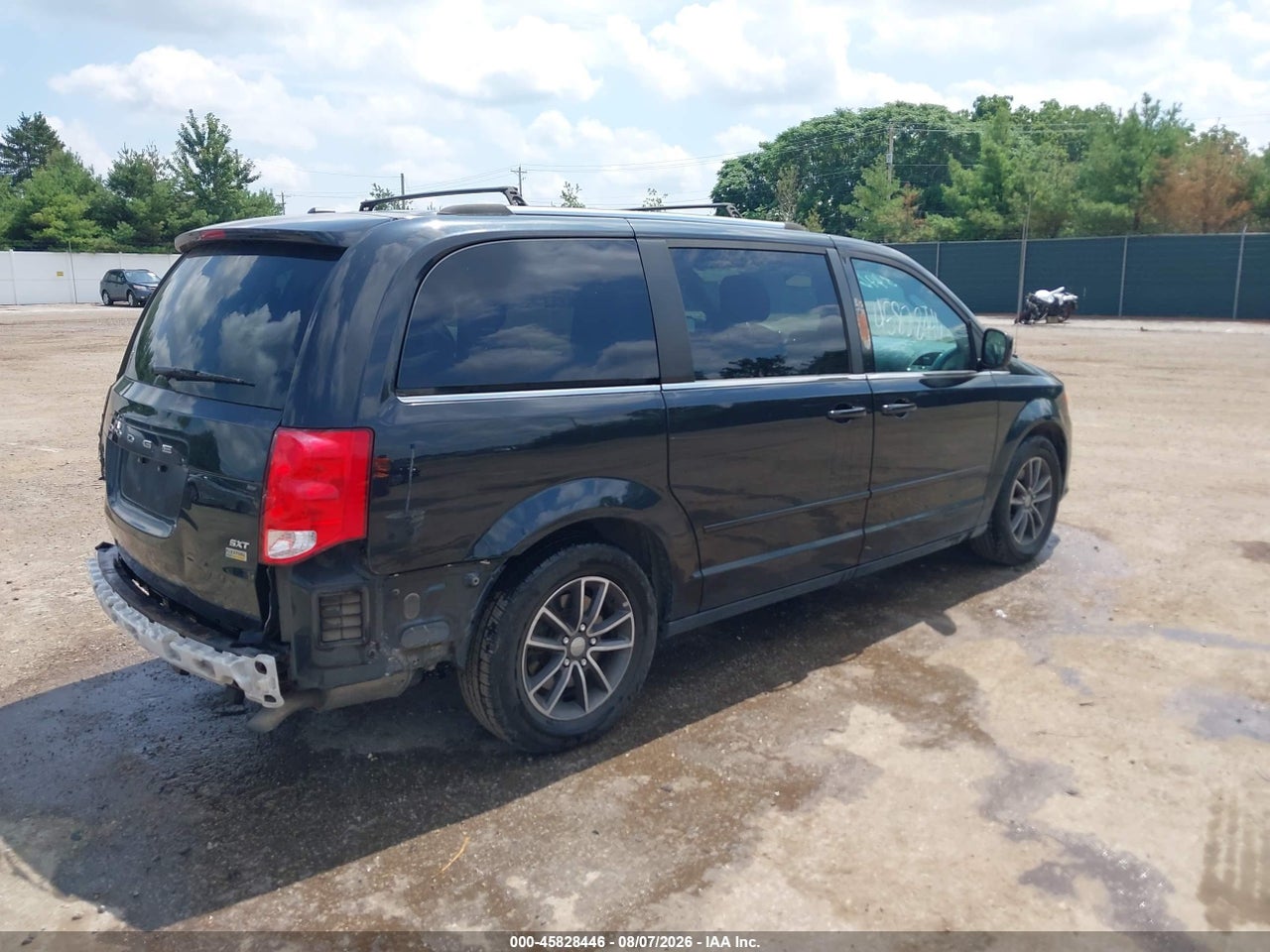 2017 DODGE GRAND CARAVAN SXT · 4/11