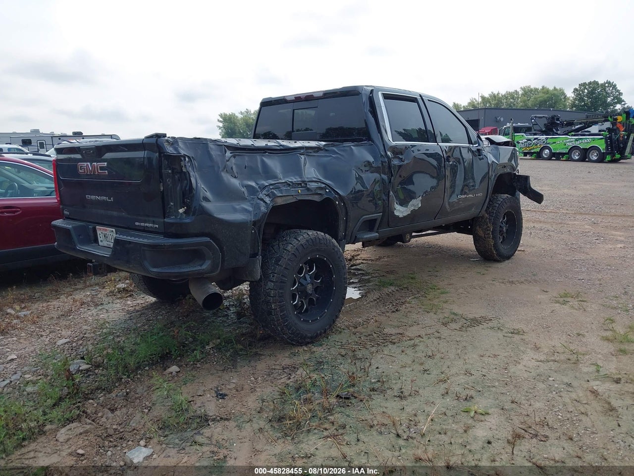 1GT49REY2NF****** · 2022 GMC SIERRA 2500HD DENALI · 4/4