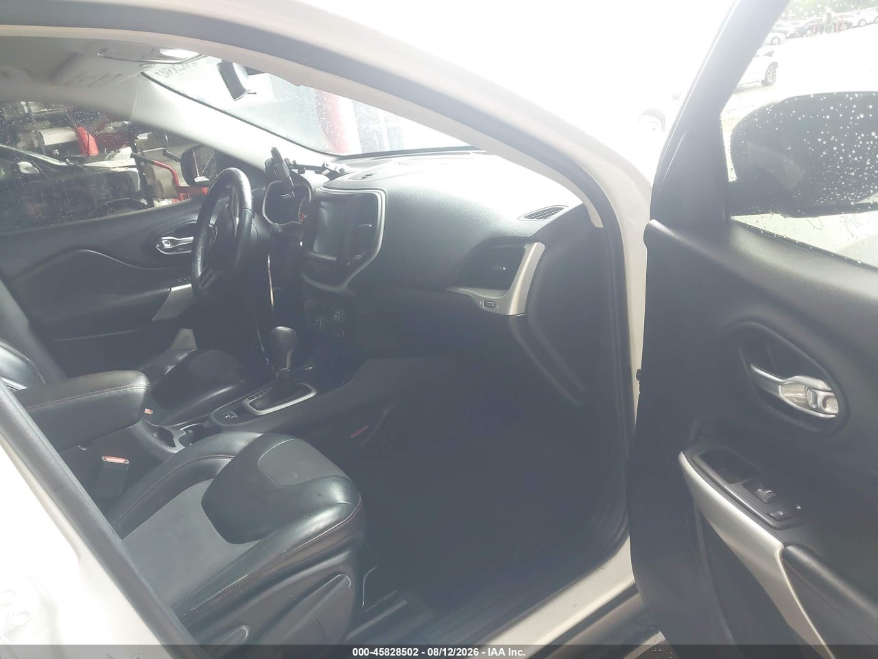 2017 JEEP CHEROKEE TRAILHAWK · 5/11