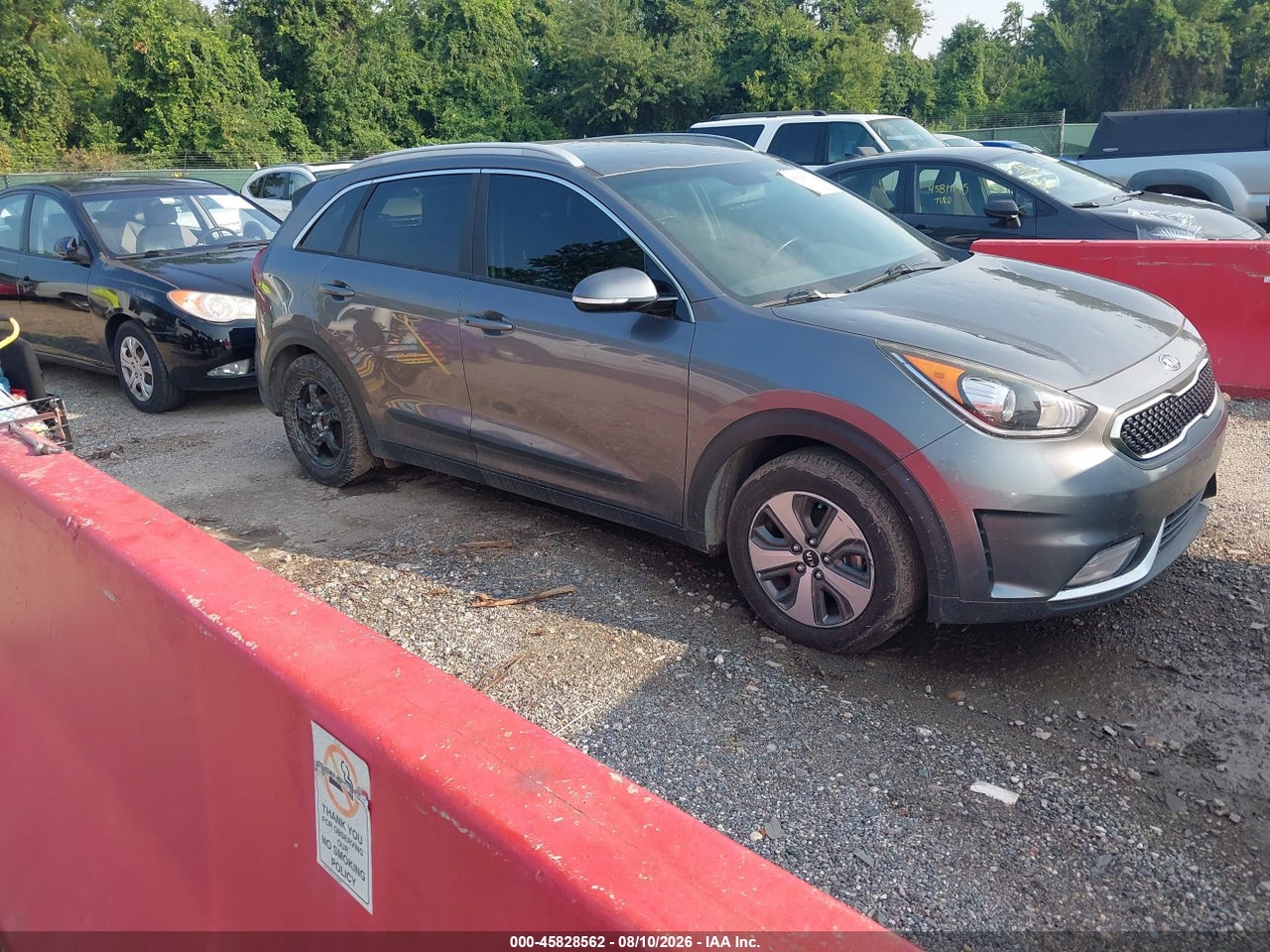 KNDCC3LC0H5****** · 2017 KIA NIRO EX