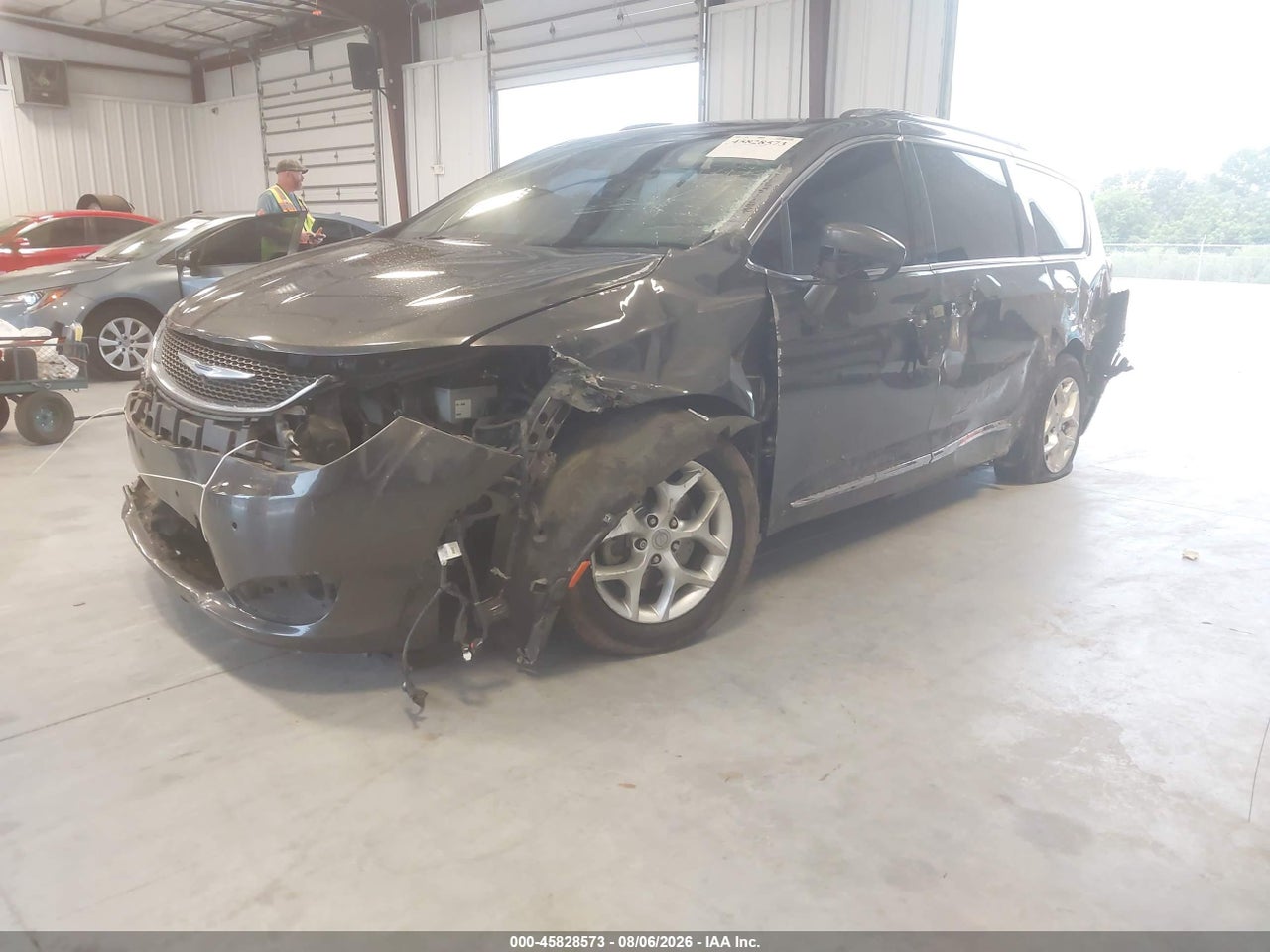 2020 CHRYSLER PACIFICA TOURING L PLUS · 2/11