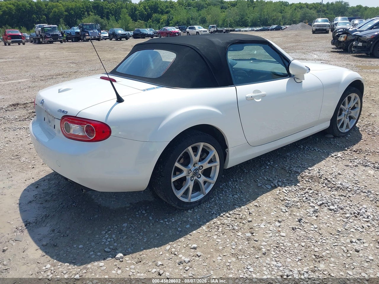 2014 MAZDA MX-5 MIATA GRAND TOURING · 4/10