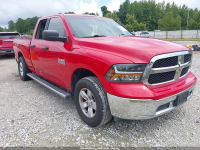 2017 RAM 1500 SLT 4X4 6'4 BOX