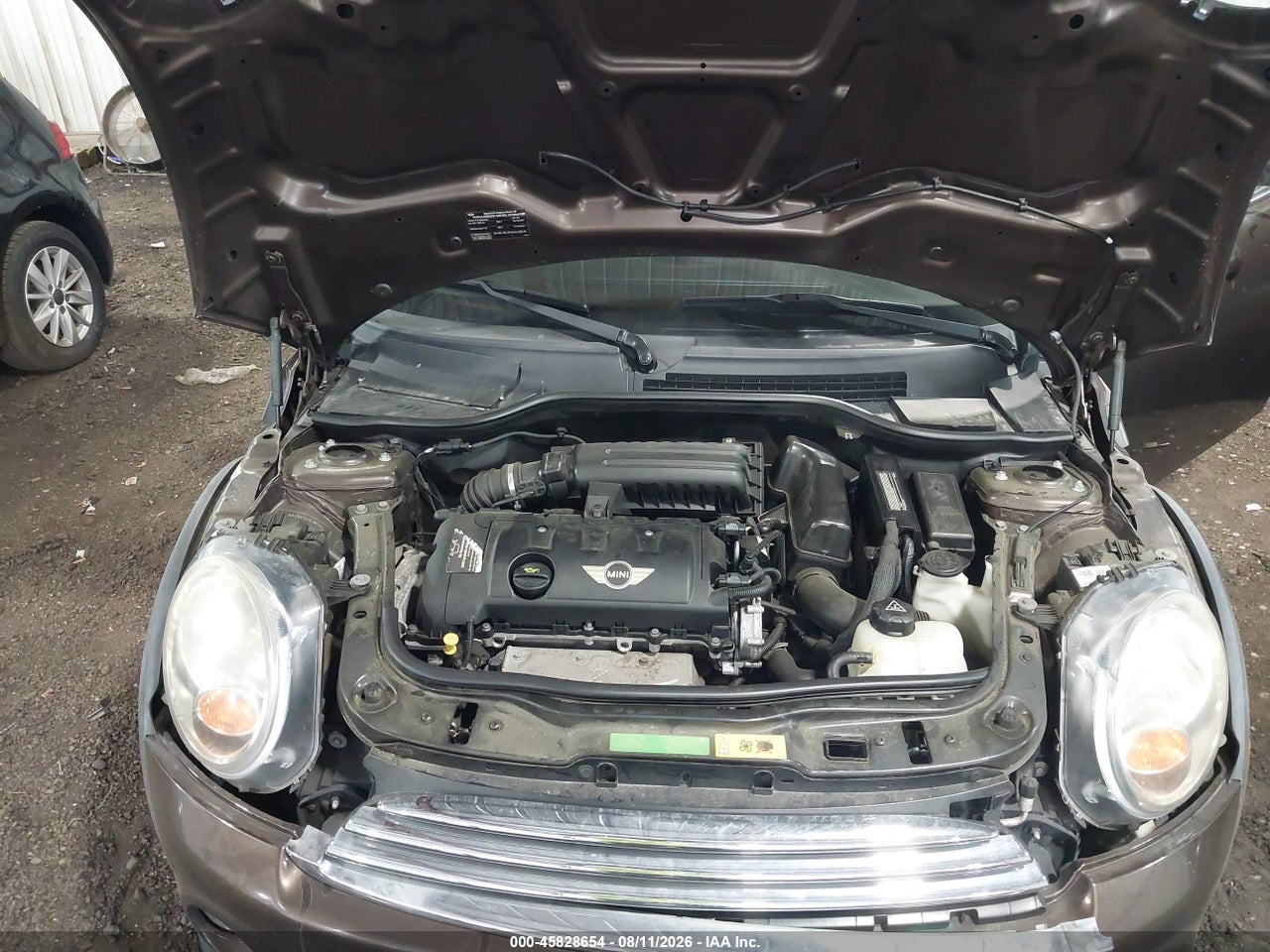 WMWSU3C51BT****** · 2011 MINI COOPER · 10/11