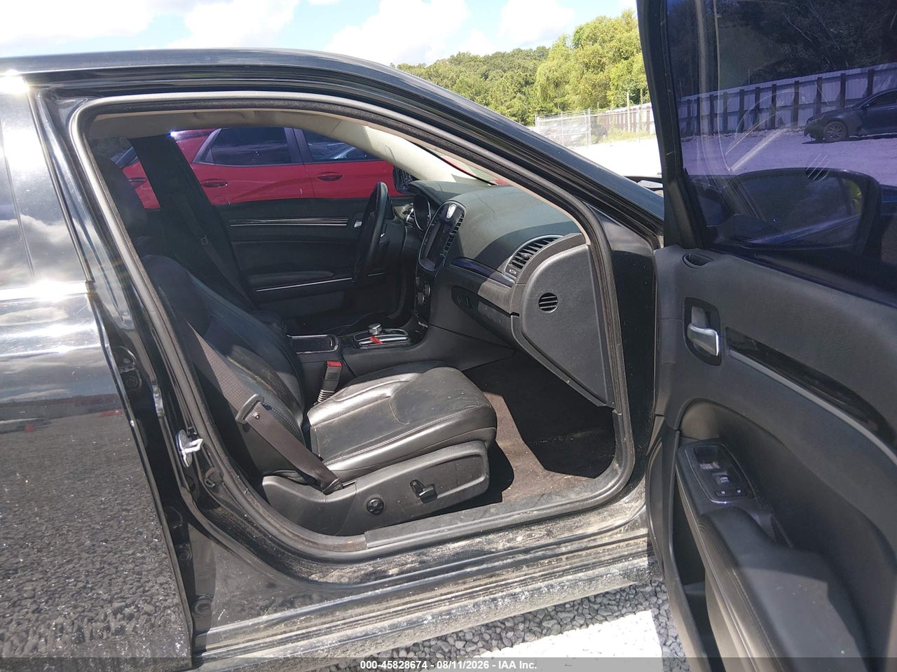 2017 CHRYSLER 300 LIMITED · 5/10