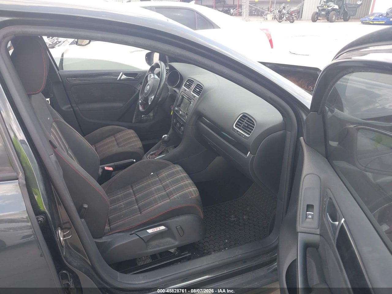 2013 VOLKSWAGEN GTI 4-DOOR · 5/11